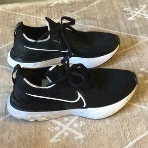 Women’s Nike React Infinity Run Flyknit